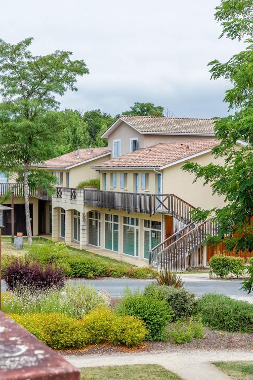 Vacanceole - Le Domaine Du Golf D'Albret Barbaste Exterior photo