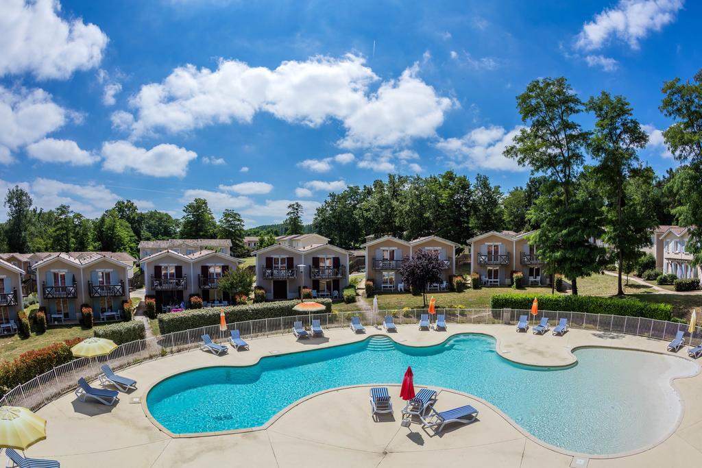 Vacanceole - Le Domaine Du Golf D'Albret Barbaste Exterior photo