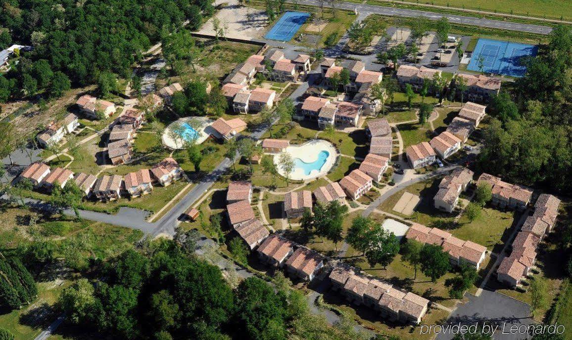 Vacanceole - Le Domaine Du Golf D'Albret Barbaste Exterior photo
