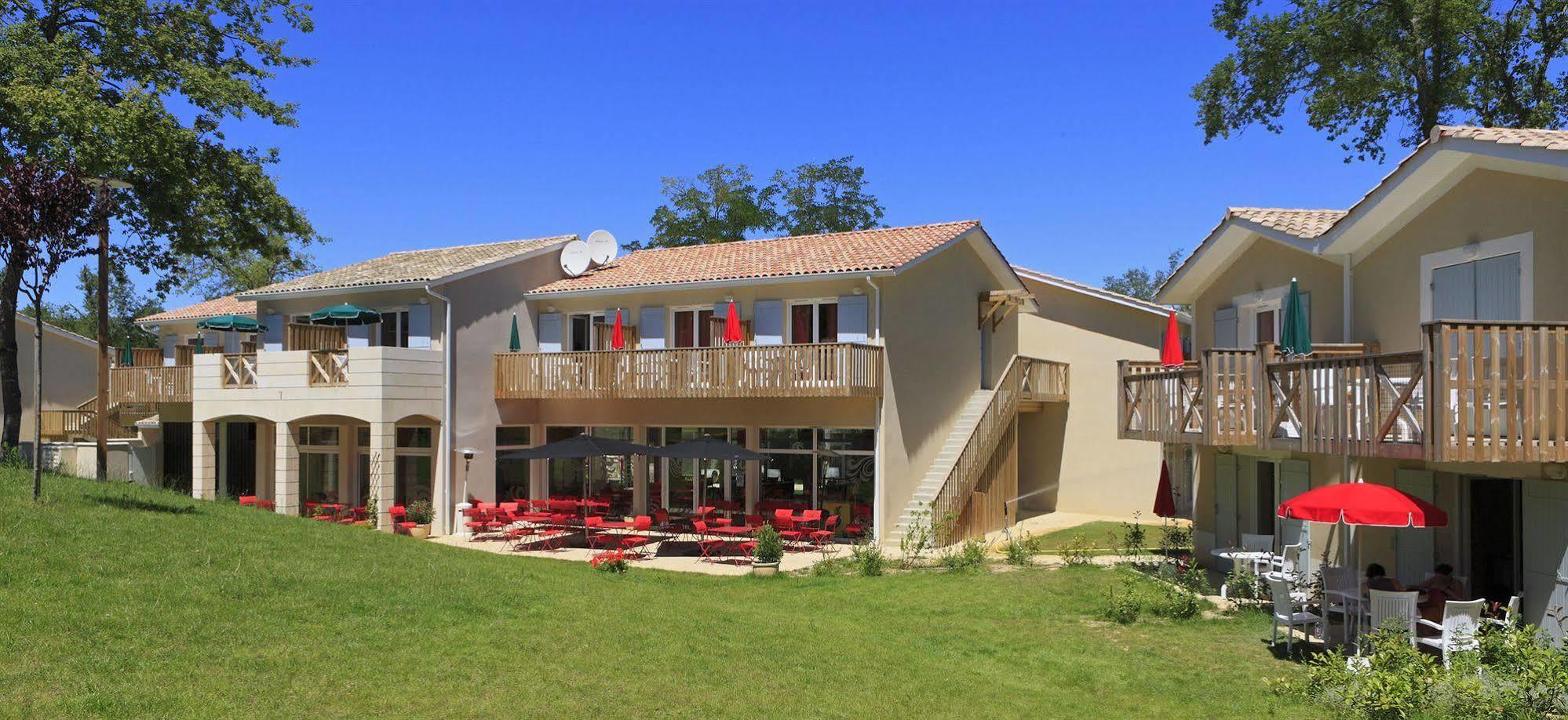 Vacanceole - Le Domaine Du Golf D'Albret Barbaste Exterior photo
